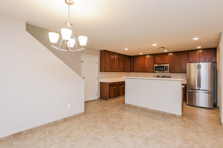 Building Photo - 3874 E Jasper Dr