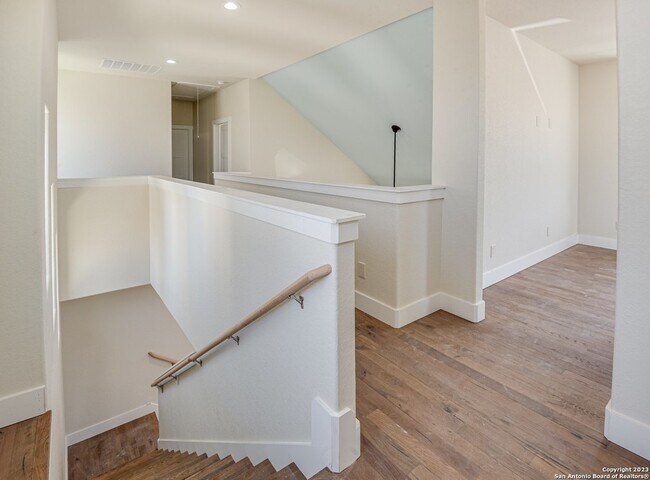 Building Photo - 1702 Gruene Vineyard Crossing