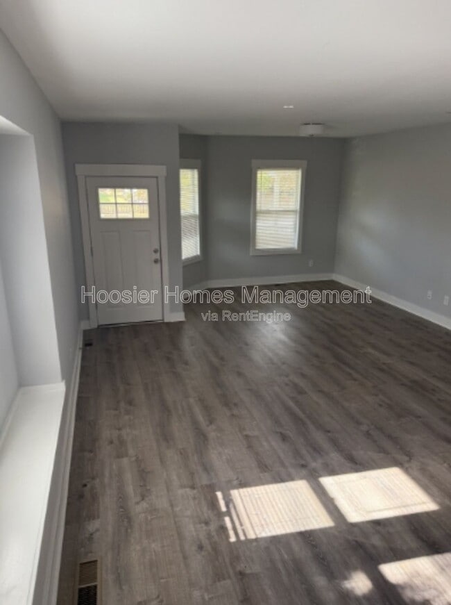 Building Photo - 2519 N College Ave