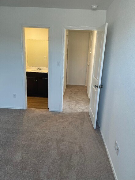 Building Photo - 14324 Tordillo Dr