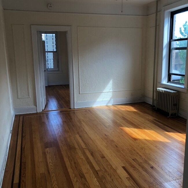 Building Photo - 21-43 29th St