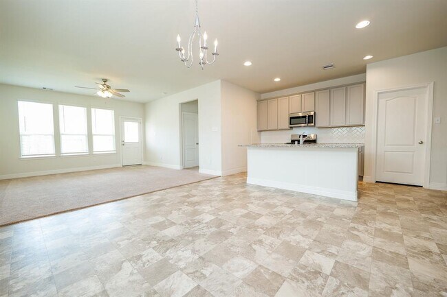 Building Photo - 40634 Guillemont Ln