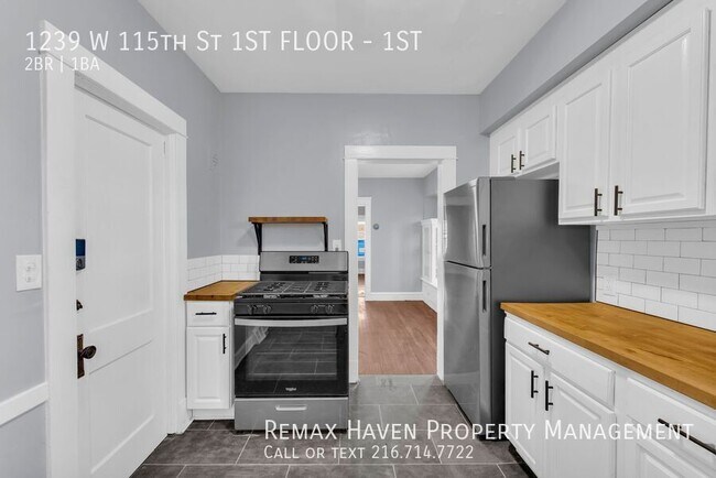 Building Photo - 1239 W 115th St