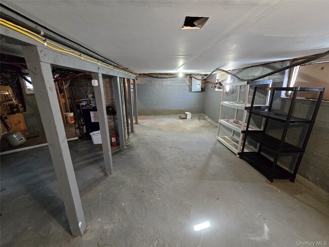 Building Photo - 492A Cornell Ave