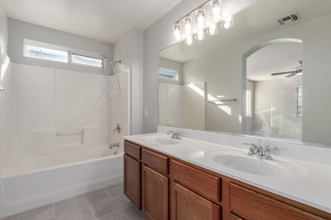 Building Photo - 3012 S 101st Dr