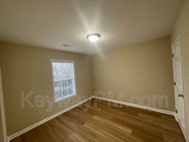 Building Photo - 7211 Curacas Dr