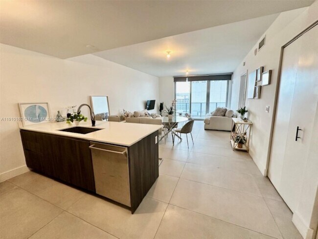 Building Photo - 488 NE 18th St