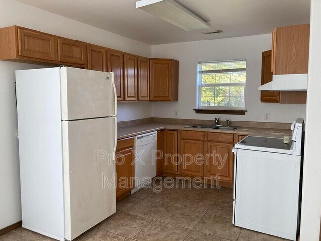 Building Photo - 2898-A S Kenser Ct