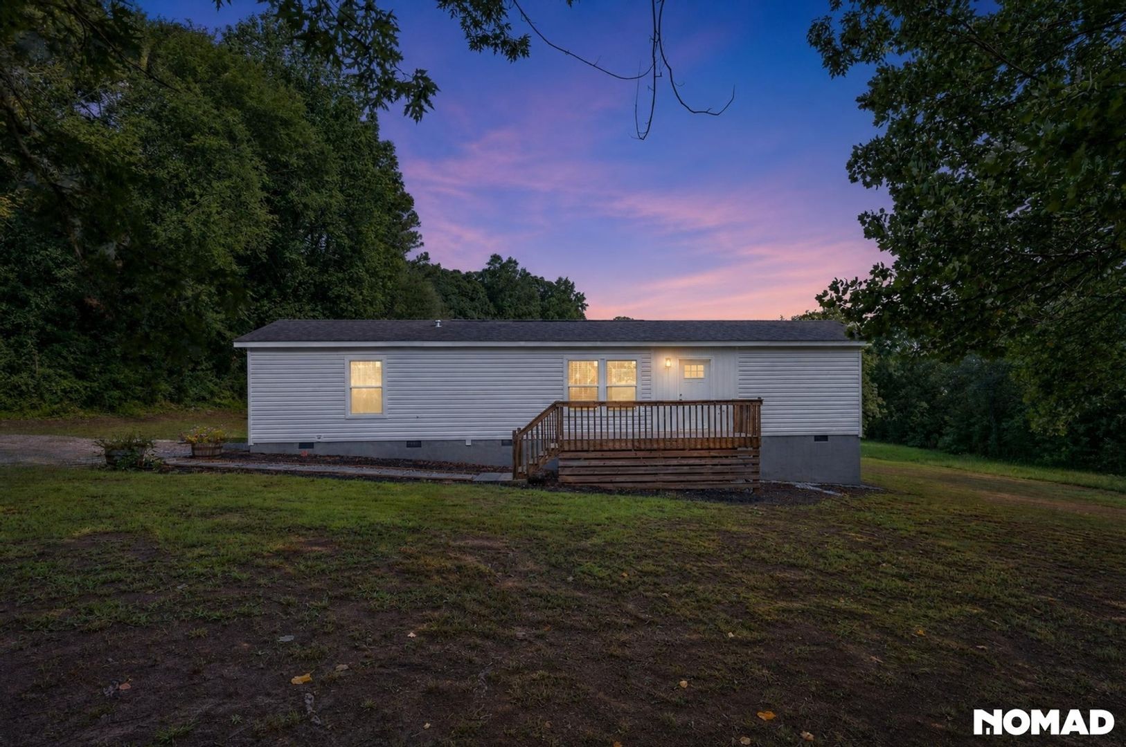 Building Photo - 1431 W Ridgeway Rd