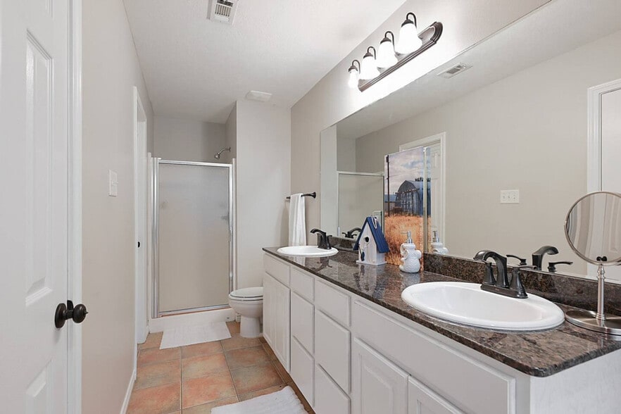 Building Photo - 406 Montauk Ct