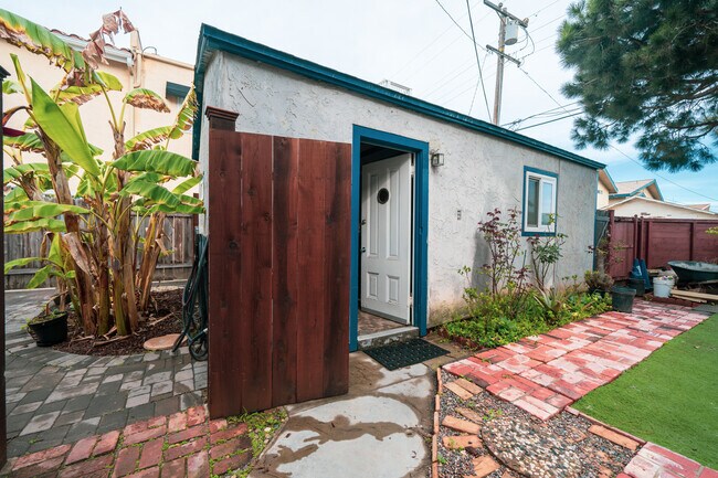 Building Photo - 168 Elder Ave