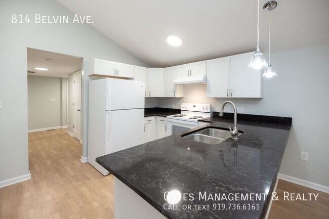 Building Photo - 814 Belvin Ave