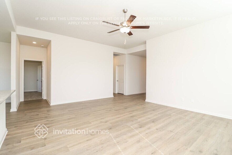 Building Photo - 1345 Wind Drift Wy