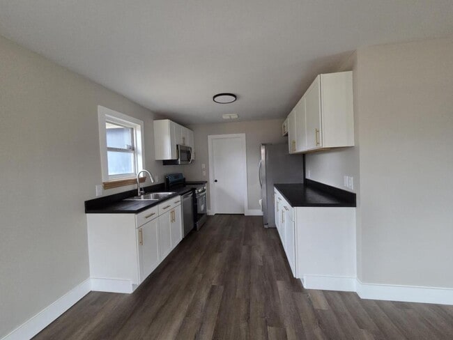 Building Photo - 1502 N 26th St