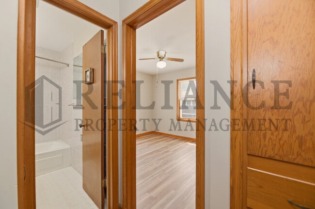 Building Photo - 656 S Whittier St