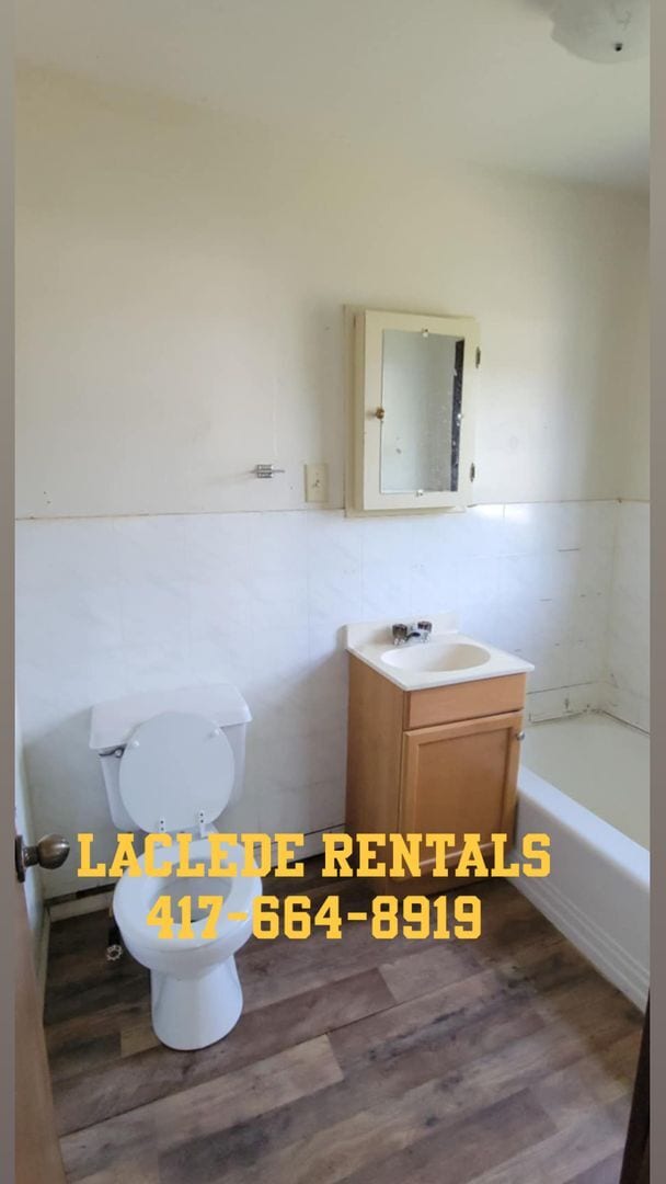 Building Photo - 2 BEDROOM 2 BATHROOM HOUSE FOR RENT