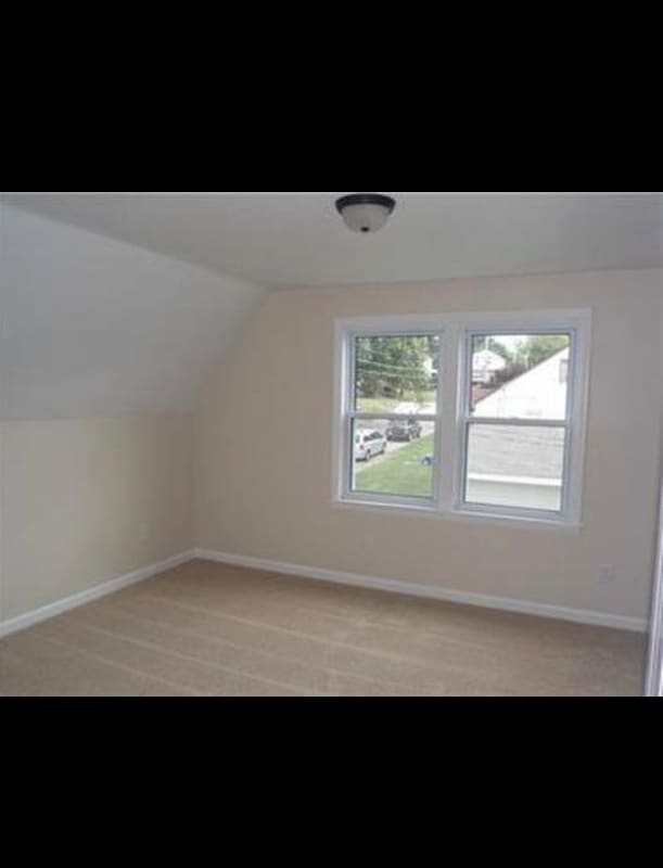 Building Photo - 1220 Linden St