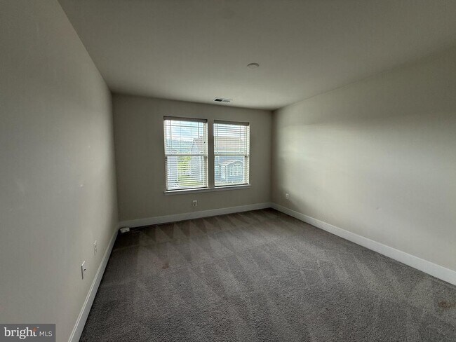 Building Photo - 1407 Pinkerton St