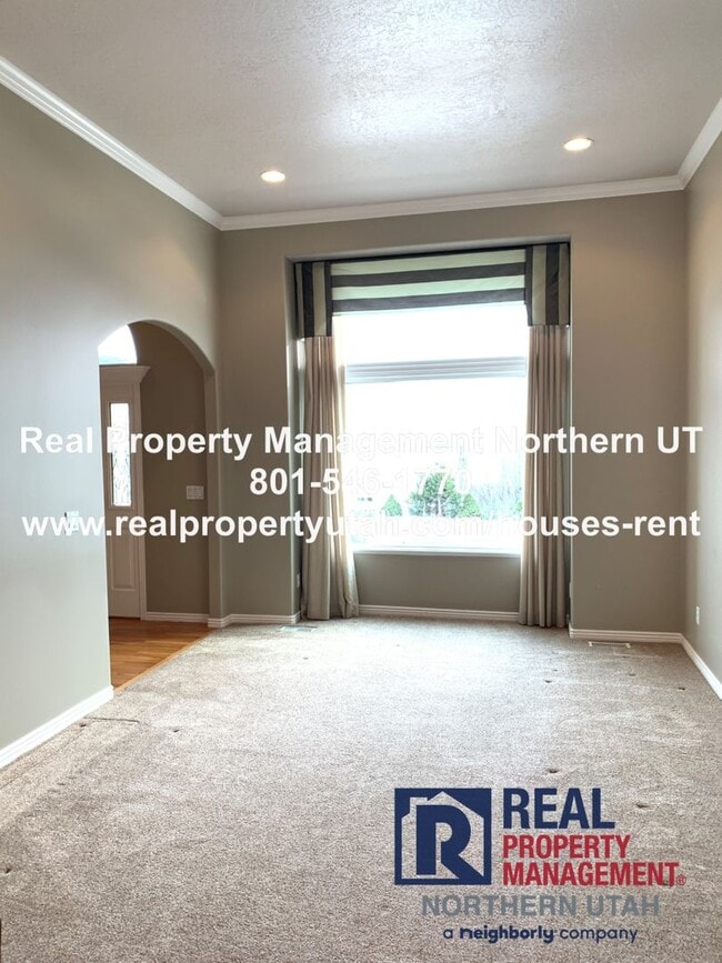 Building Photo - 6 bed 3.5 bath Home in North Ogden Coming Available in August