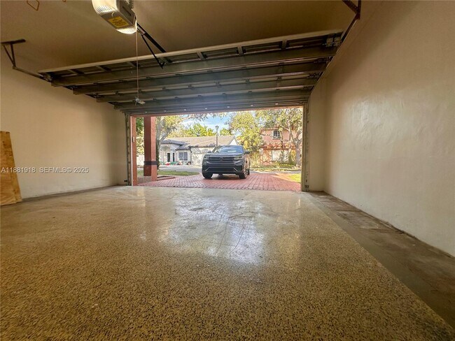 Building Photo - 8950 NW 189th Terrace