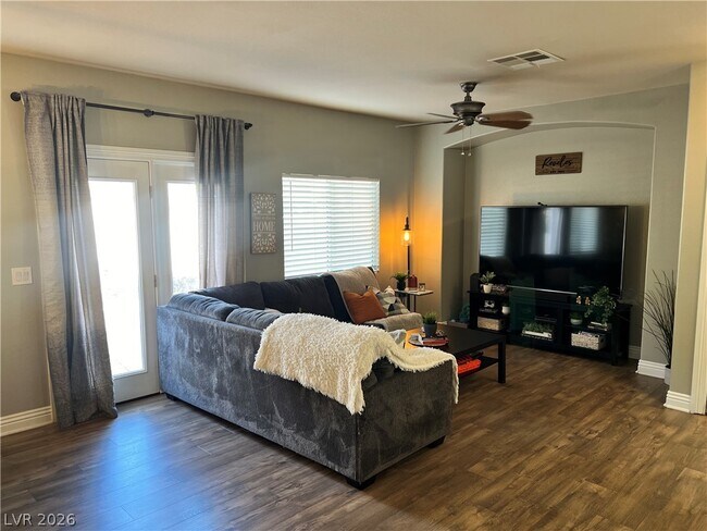 Building Photo - 3221 Orange Orchid Pl