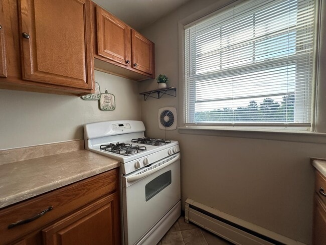 Building Photo - 4301 Ashburner St