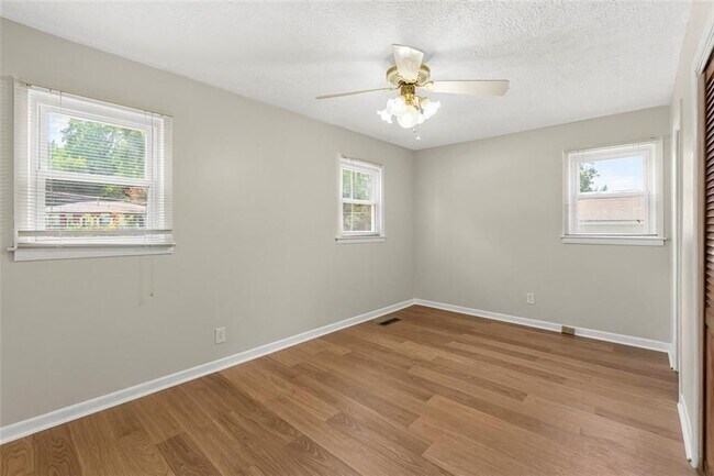 Building Photo - 3769 Amber Rd NW