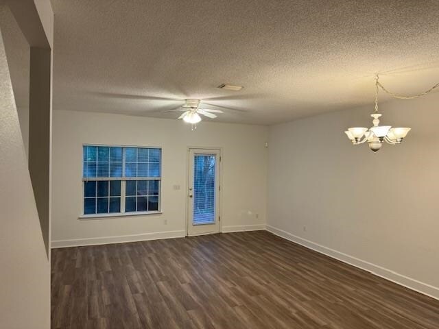 Building Photo - 2548 Centerville Ct