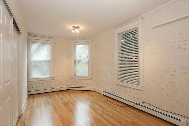 Building Photo - 2153 Newport Pl NW