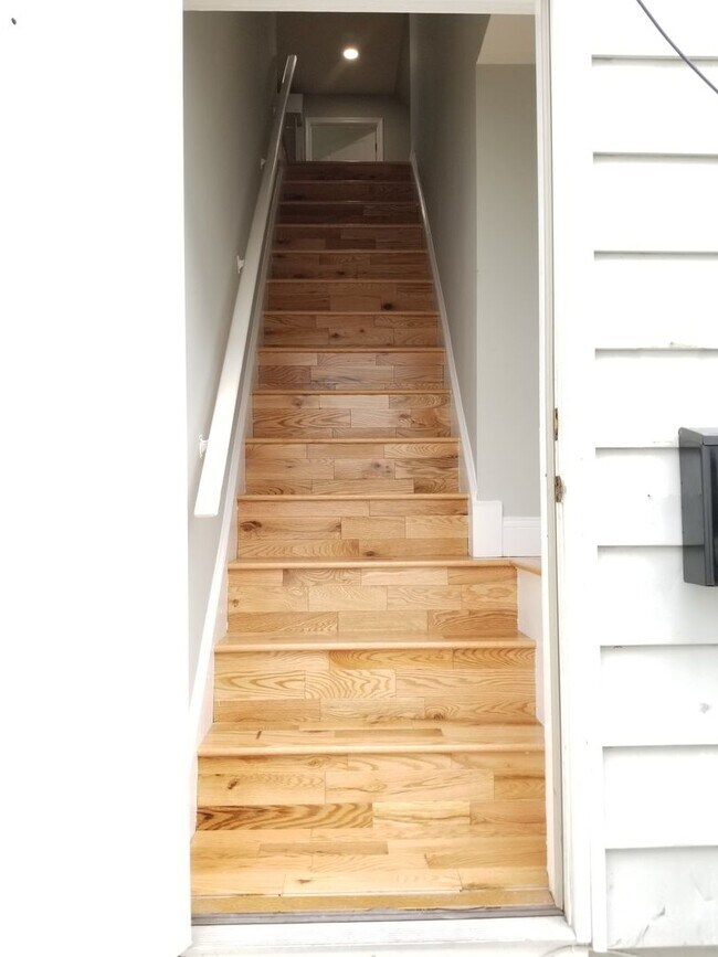 Building Photo - Ches-Bay LLC