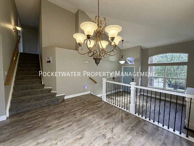 Building Photo - 2127 Mountain Iris Dr