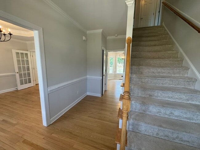 Building Photo - 1/2 off the first month!!