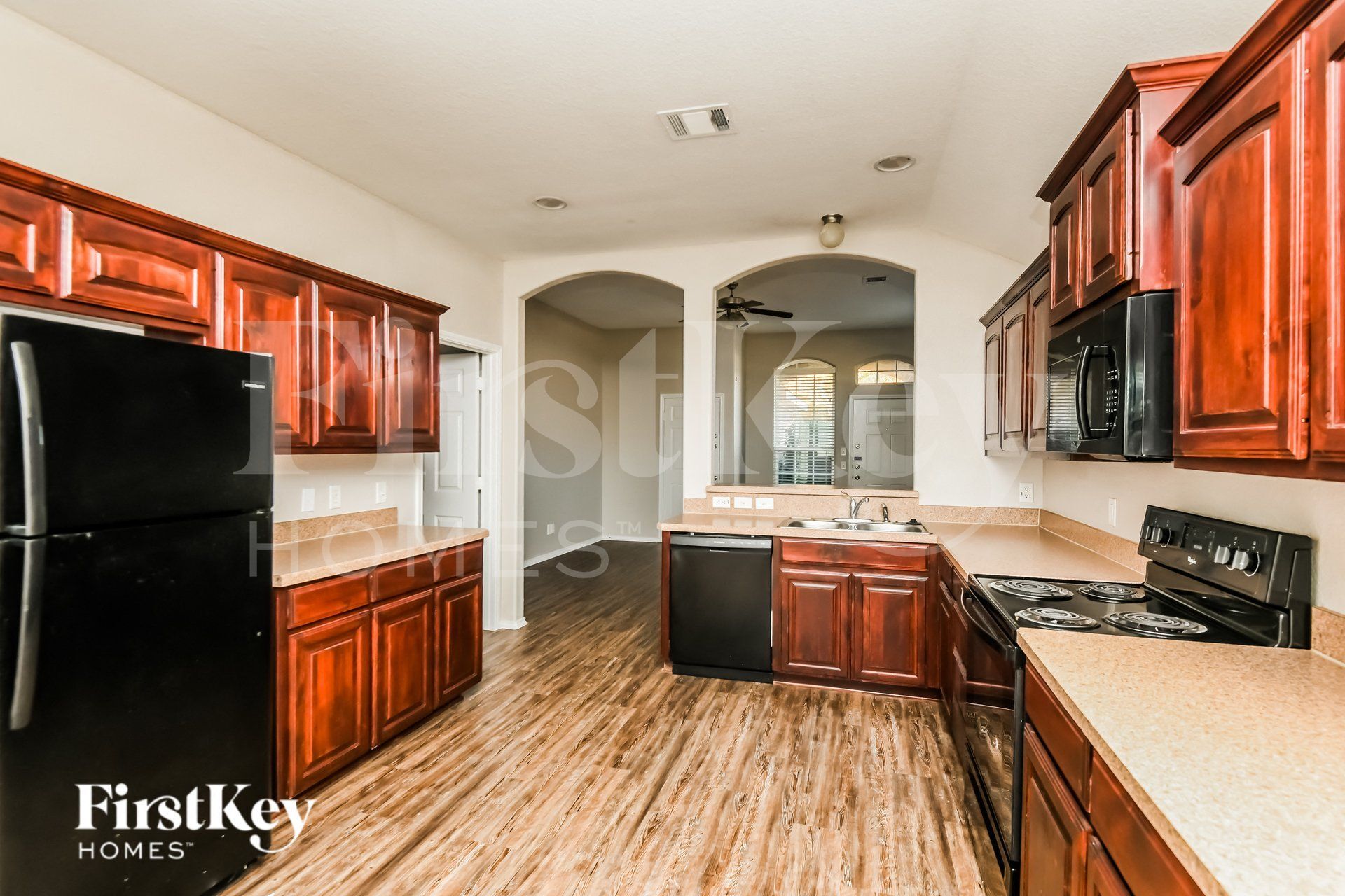 Building Photo - 5829 Parkview Hills Ln