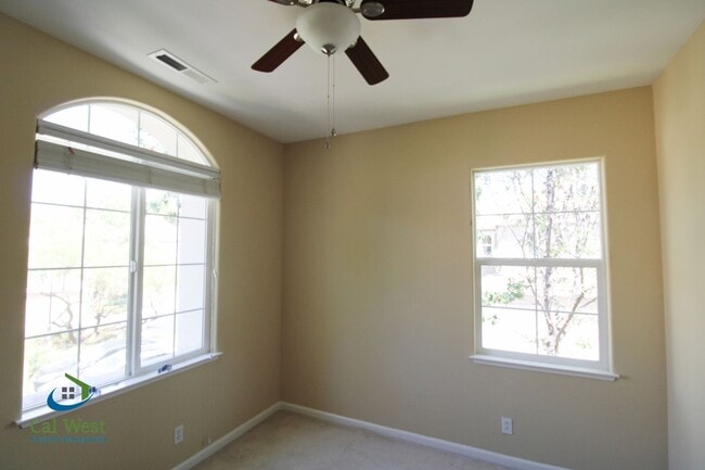 Building Photo - $4895 - Beautiful and Quiet 4Bd / 2.5Ba ho...