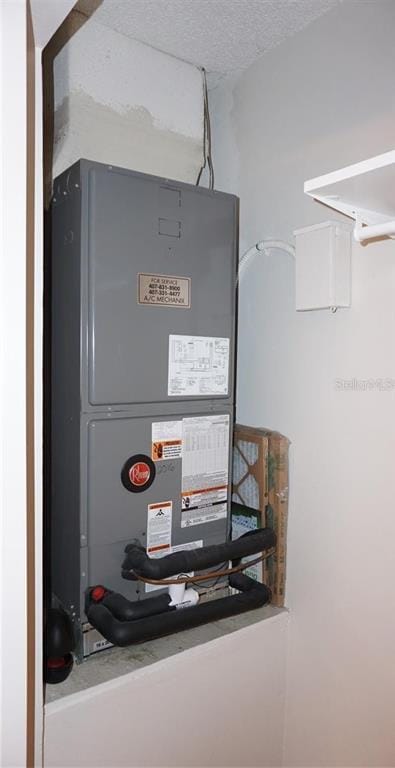 Building Photo - 5219 Via Hacienda Cir