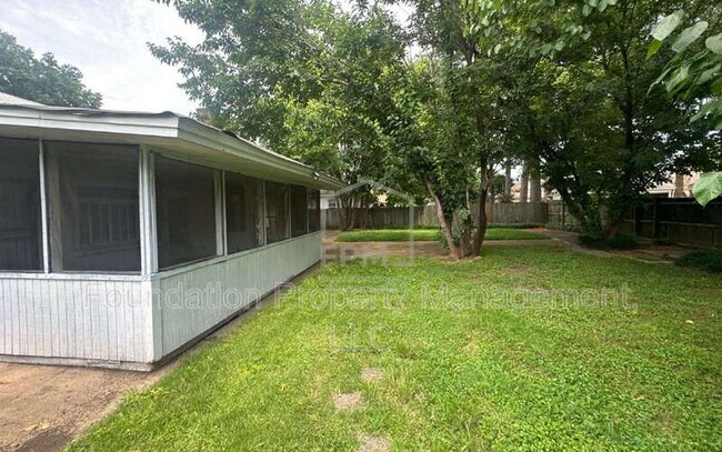 Building Photo - 5369 Scottsdale Ave