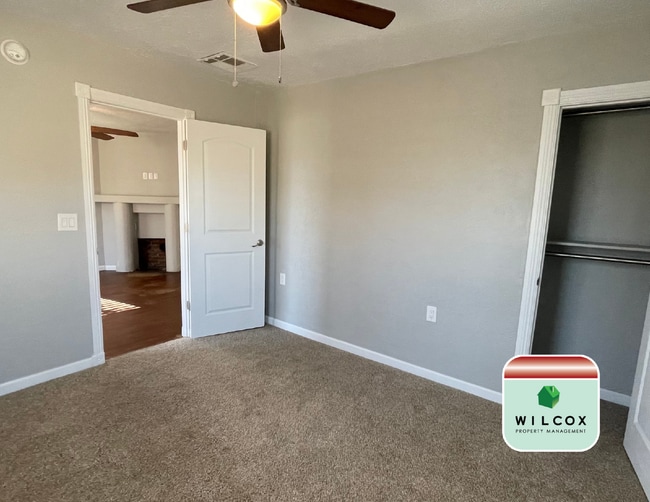 Building Photo - Residential Rental Property Located in Far...
