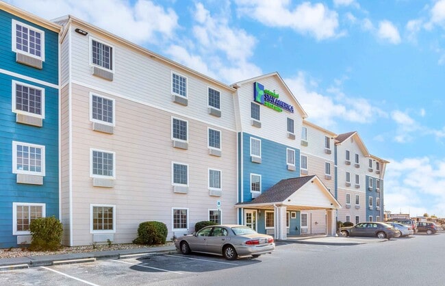 Building Photo - 2657 Carolina Beach Rd