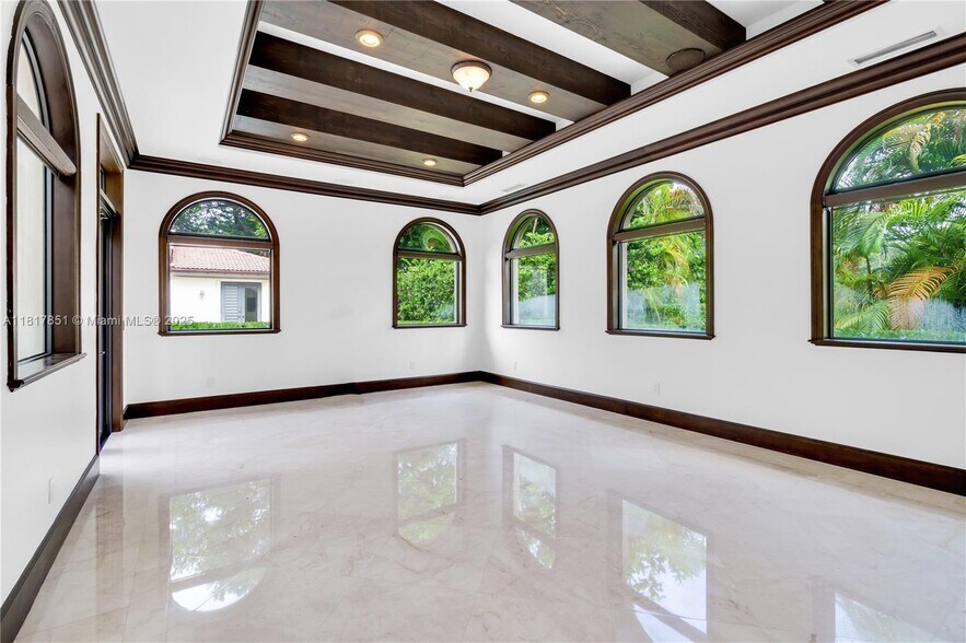 Building Photo - 9801 SW 60th Ct