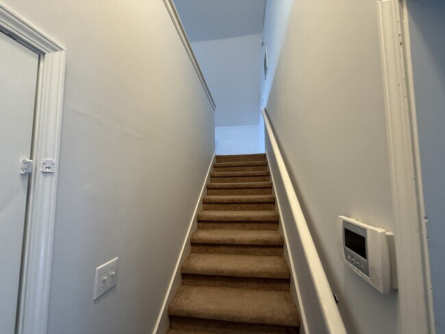 Building Photo - 3685 S Jot Dr