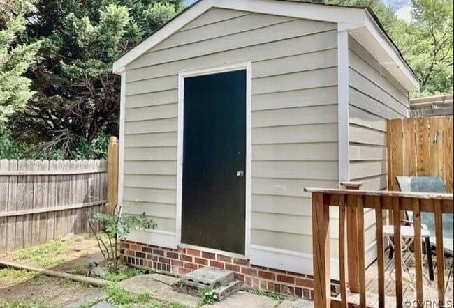 Building Photo - 9429 Greenhill Ct