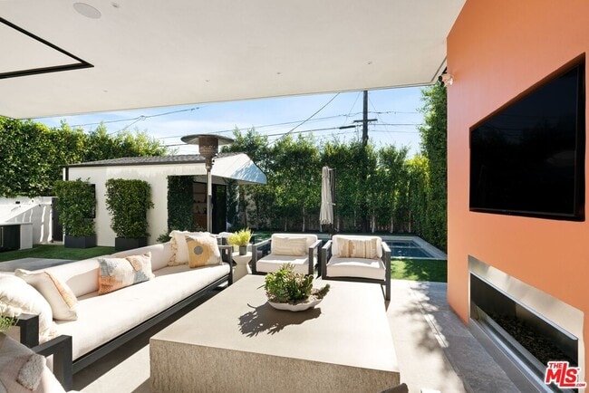 Building Photo - 6258 Drexel Ave