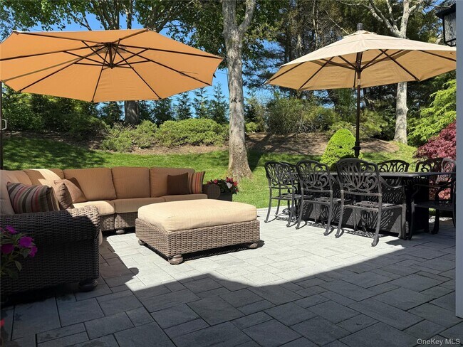 Building Photo - 50 Hubbard Ln