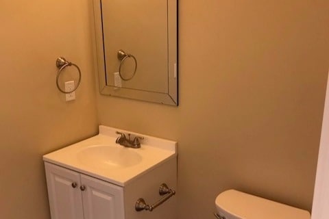 Bathroom #1 - 540 27th Ave