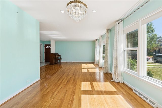 Building Photo - 3836 W Estes Ave