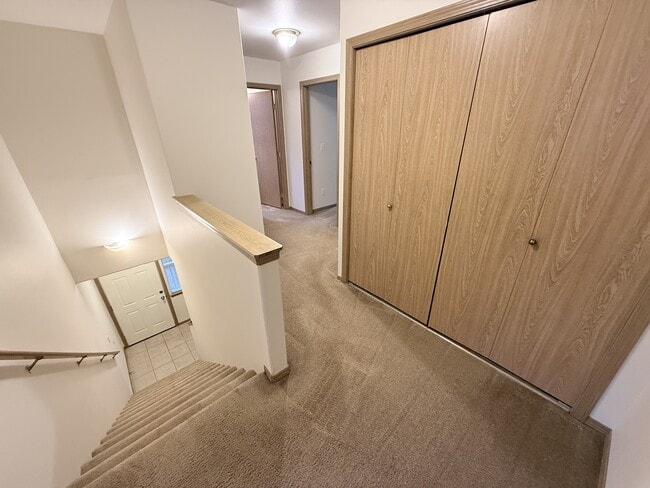 Building Photo - 502 91st Ave SE