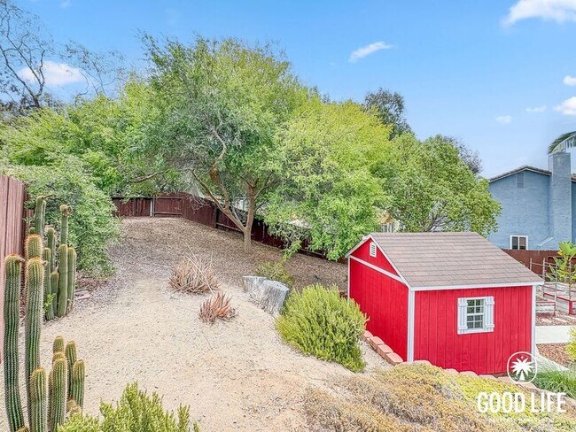 Building Photo - 2104 N Mammoth Pl