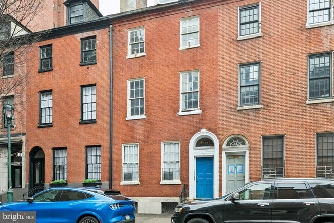 Building Photo - 1225 Spruce St