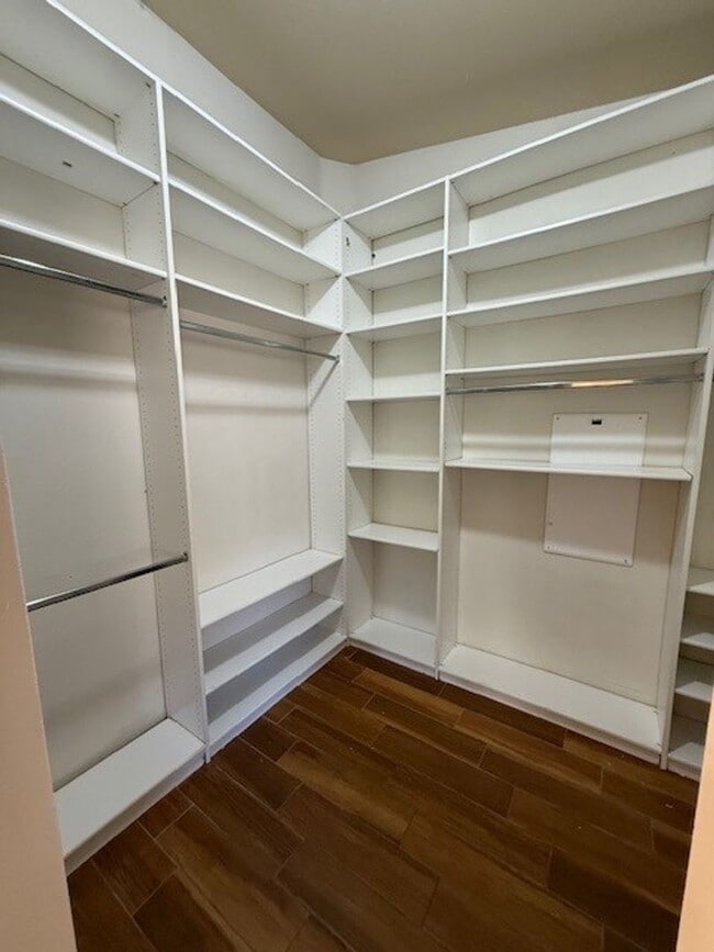 Building Photo - 3516 Ashby Field Ave