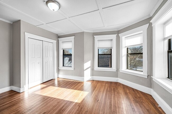 Building Photo - 92 Woodside Terrace